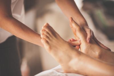 Wellness-Fußreflexzonenmassage